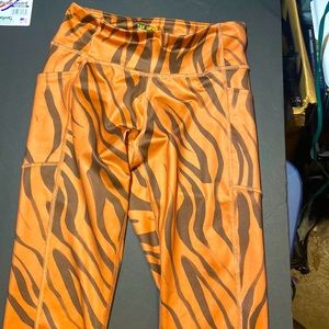 Tek Gear Woman’s workout gear size S